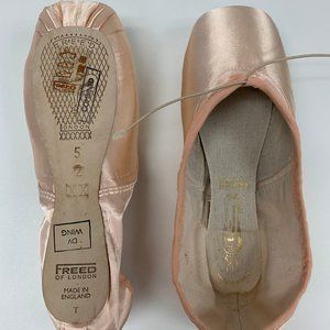 Freed Pointe Shoes - Custom 5 XX Maker Z